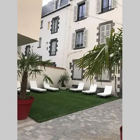 Nid D F1 40m2 Calme Rdc